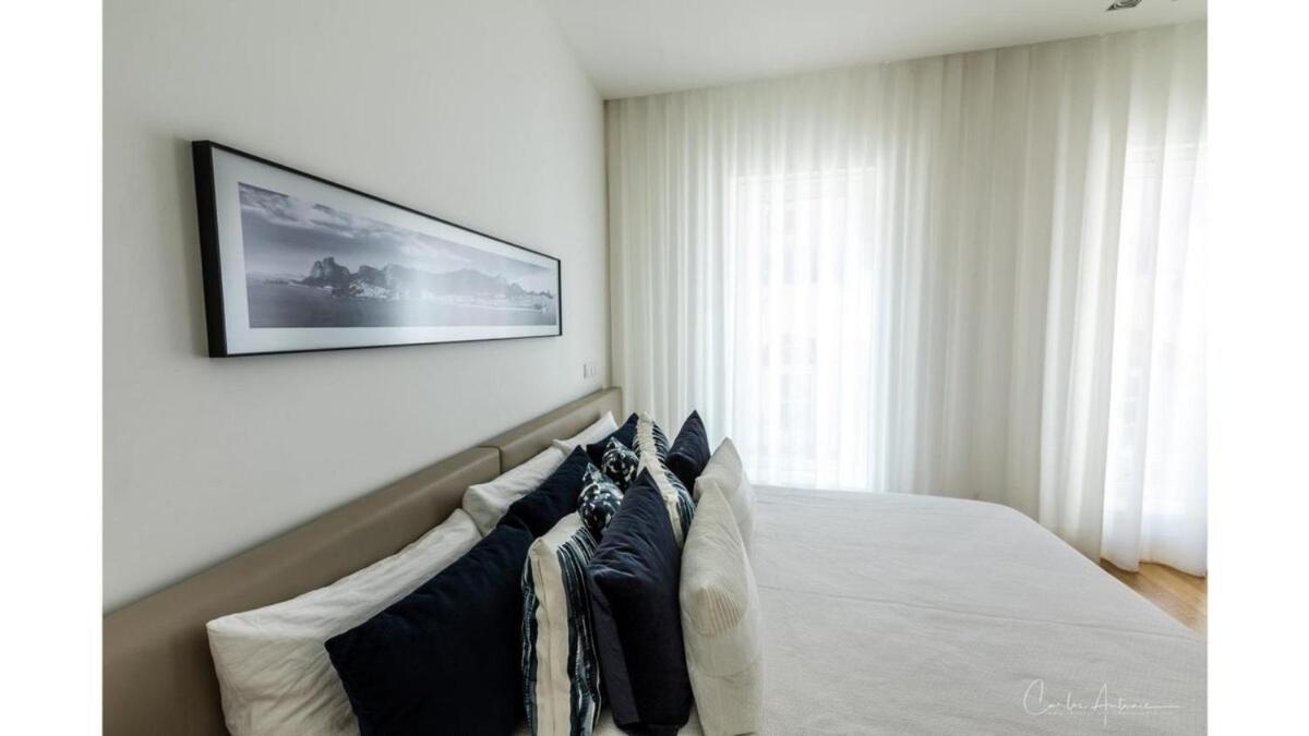 Superb Modern And Unique Liberdade Apartment *